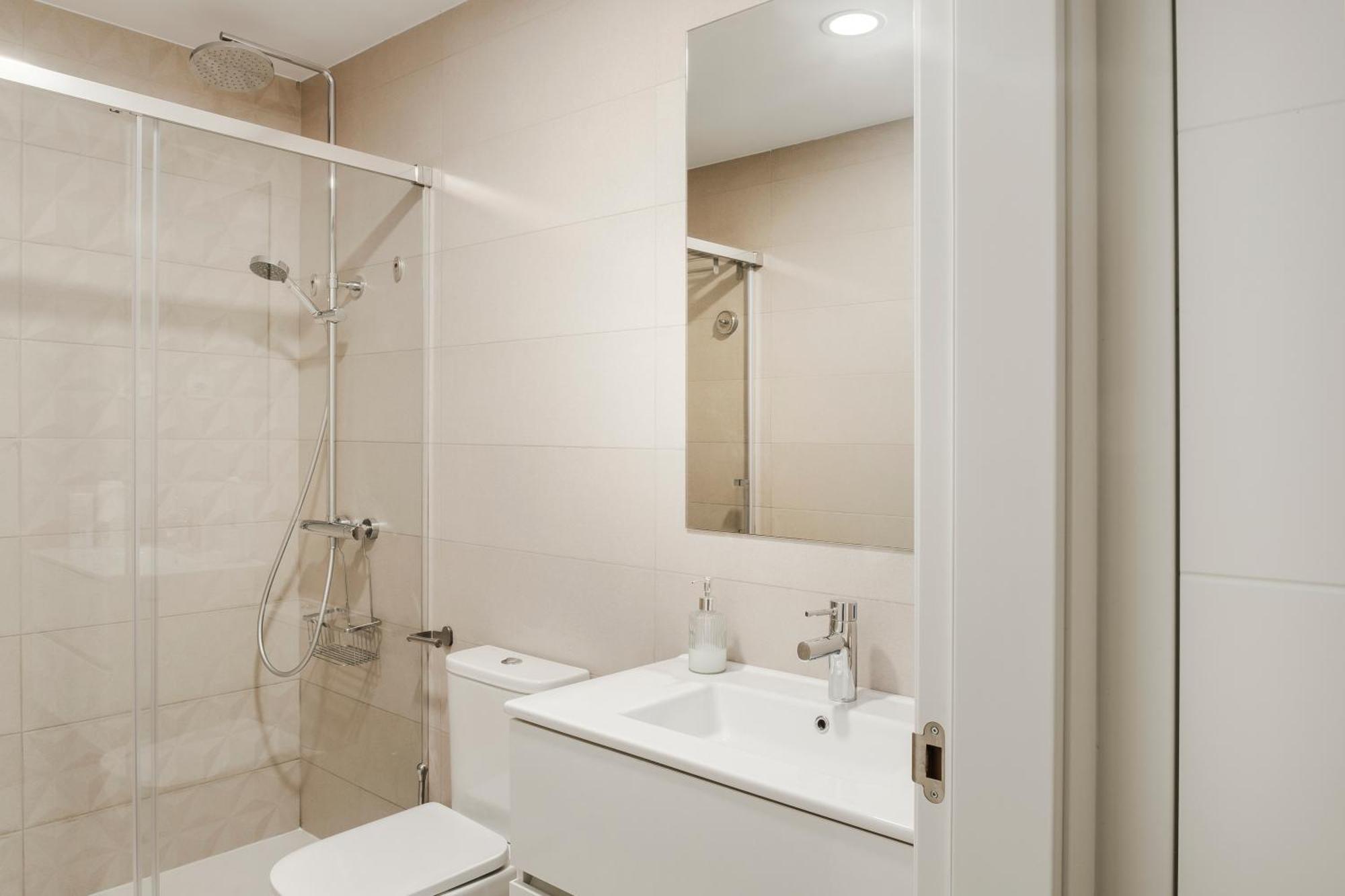 Apartament De Lujo En La Malagueta Con Piscina Y Garaje