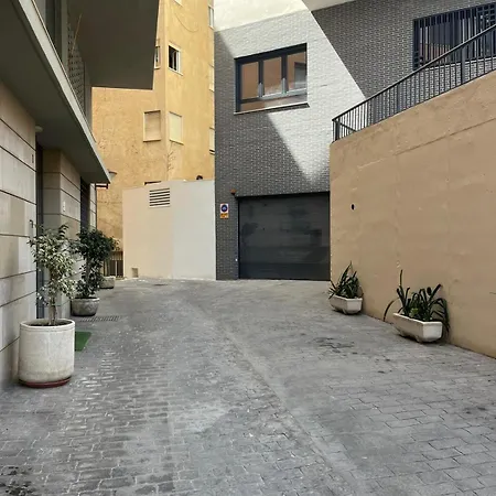 Apartamento De Lujo En La Malagueta Con Piscina Y Garaje Malaga Exterior photo