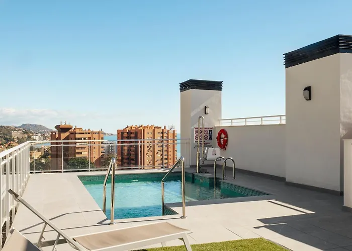 Apartamento De Lujo En La Malagueta Con Piscina Y Garaje
